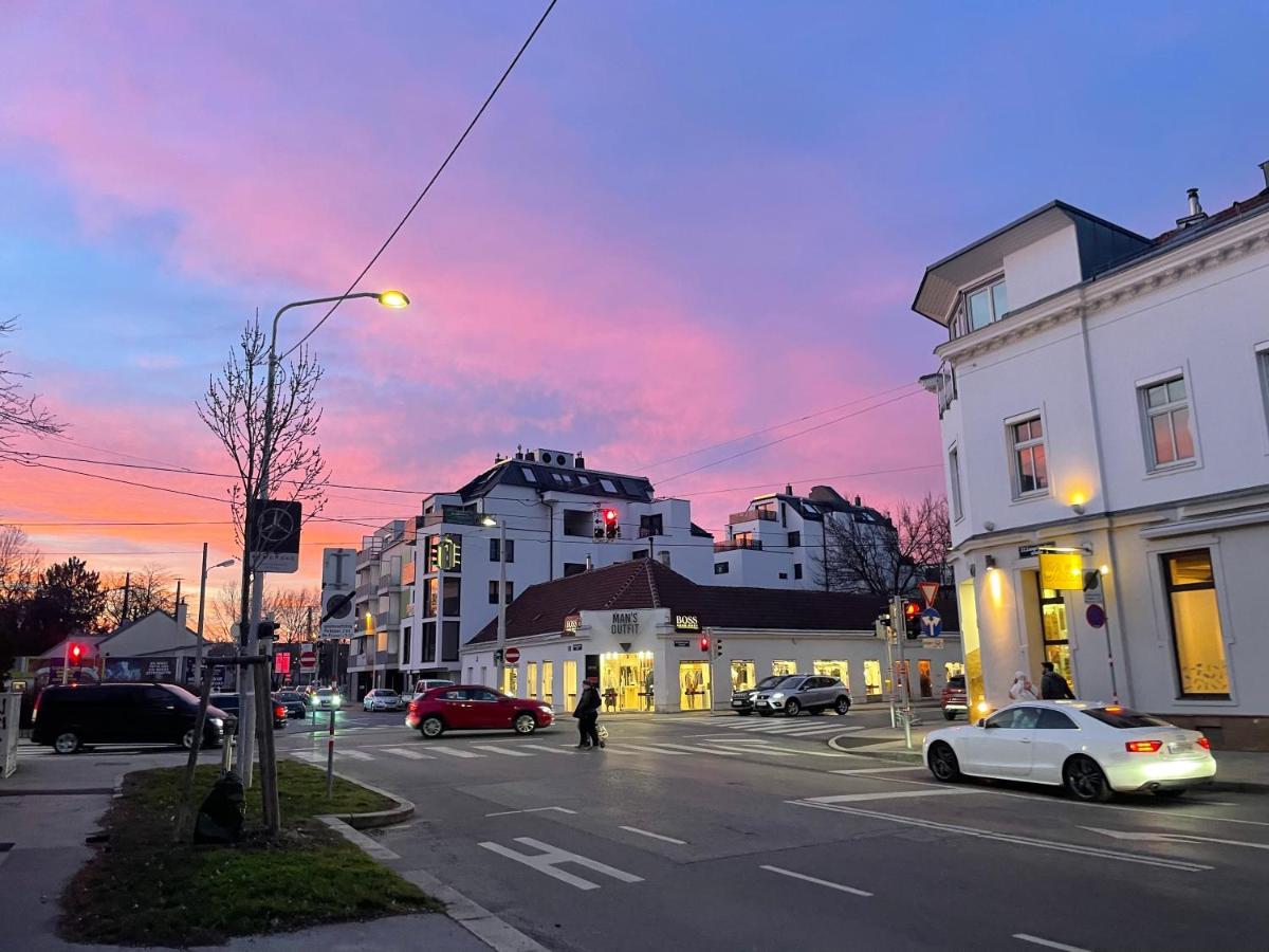 A Place To Call Home Vienna Luaran gambar