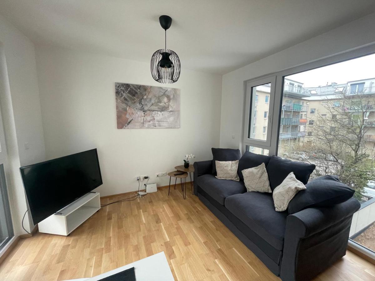 A Place To Call Home Vienna Luaran gambar